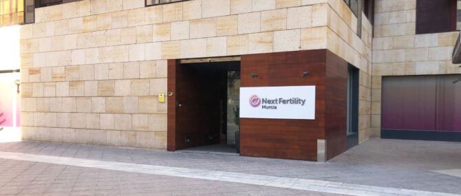 Imagen: Exterior of the Murcia clinic